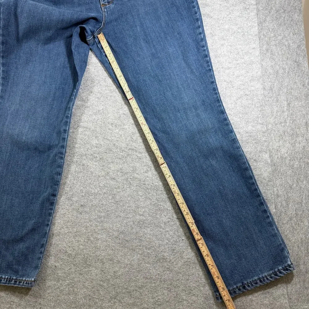 Lee Jeans Womens 18 Medium Blue Denim Instantly Slims Relaxed Straight High Rise